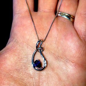 Sapphire and Diamond pendant necklace